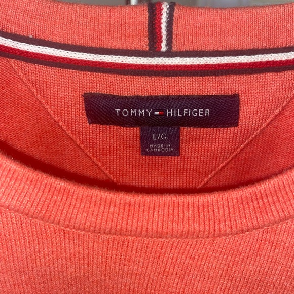 Tommy Hilfiger Men’s Crewneck Knitted Salmon Pink Sweater - Picture 5 of 5